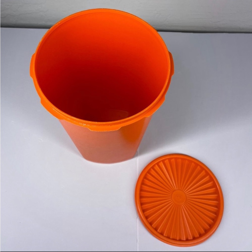 Vintage Tupperware - Picture 3 of 4